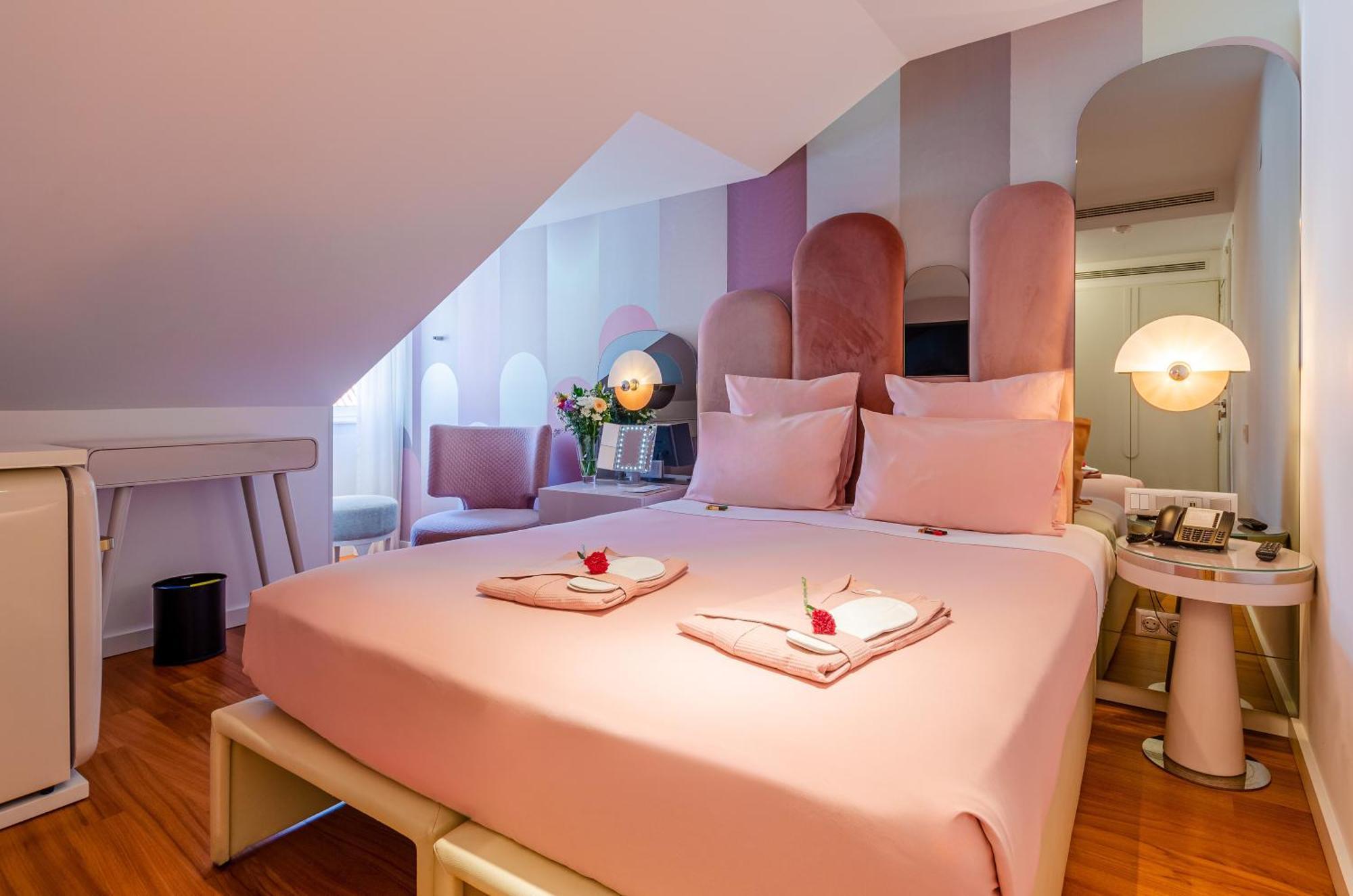 The 7 Hotel, Suites, & Lissabon